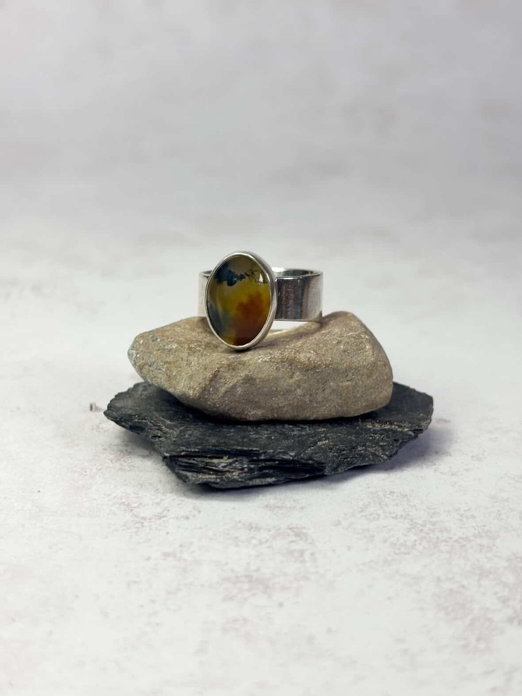 Moss Agate & Carnelian Ring