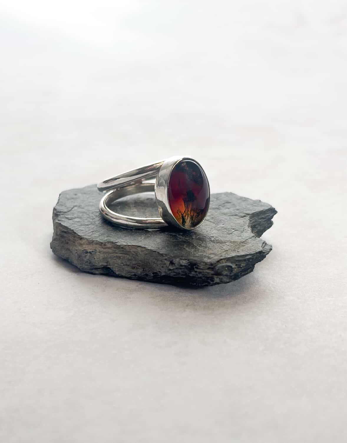 Moss Agate & Carnelian Ring